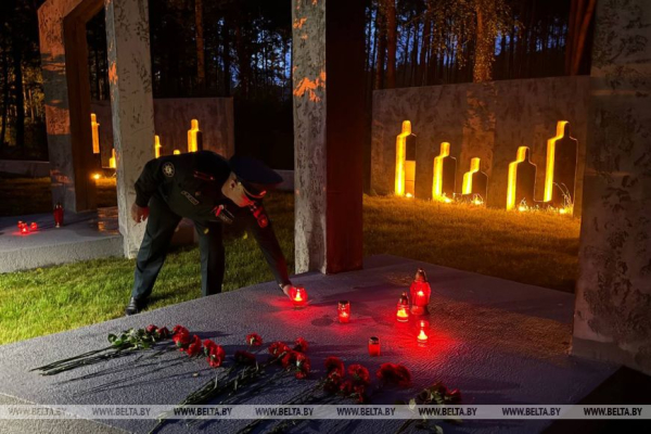"Здесь сердце разрывается от боли". На мемориале "Ола" почтили память жертв Великой Отечественной войны&nbsp;